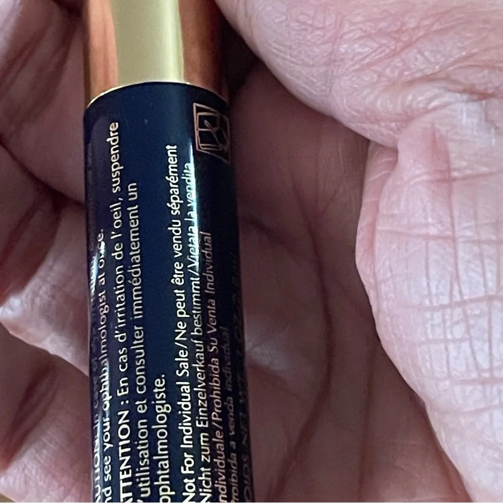 New, Estée Lauder Projectionist High Definition Volume Mascara-sample size